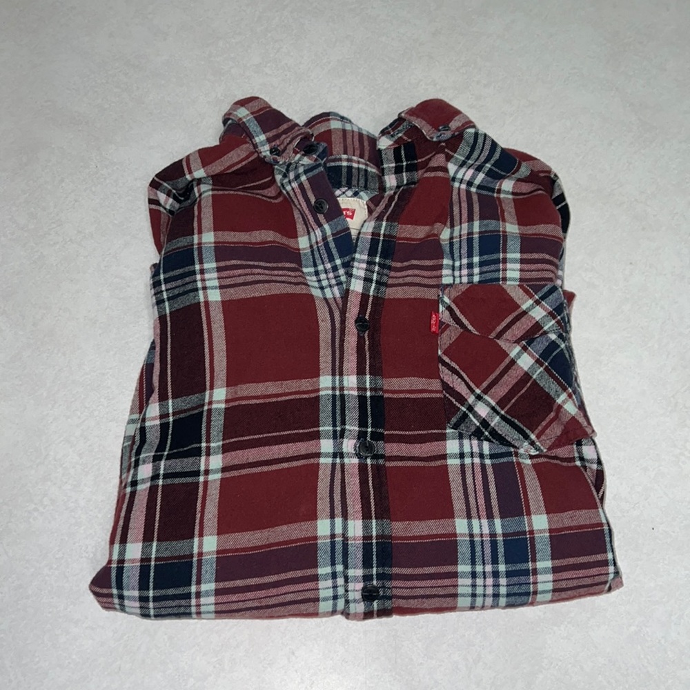 Levi’s plaid long sleeve